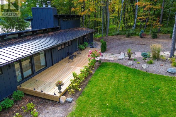 Bedroom - 1099 Big Joe Road, Muskoka Lakes, ON P0B1J0 Photo 4