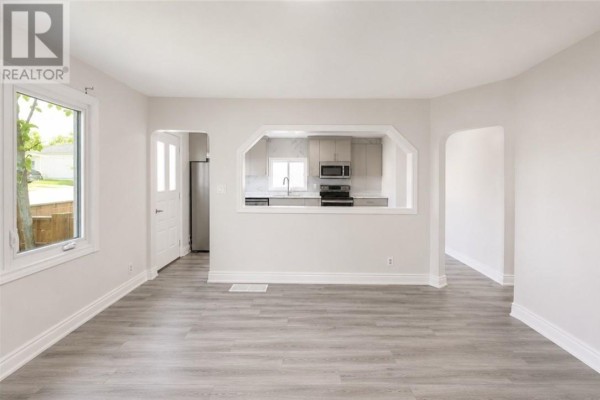 1099 Gordon Avenue, Sudbury, ON P3A2V5 Photo 5