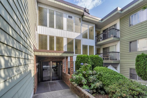 109a 8635 120 Street, Delta, BC V4C6R5 Photo 2