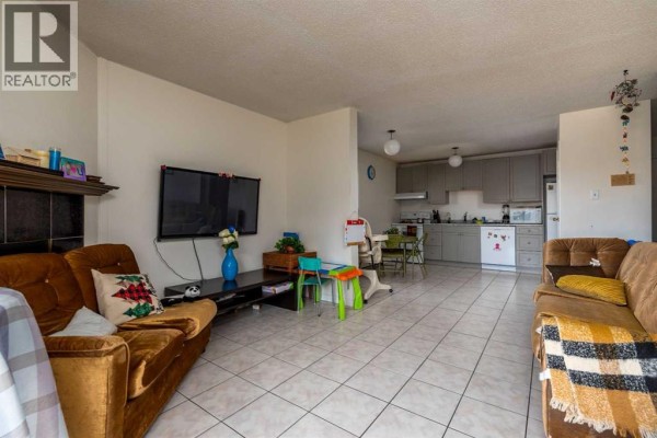 Kitchen - 109b, 3007 57a Avenue, Lloydminster, AB T9V1W5 Photo 4