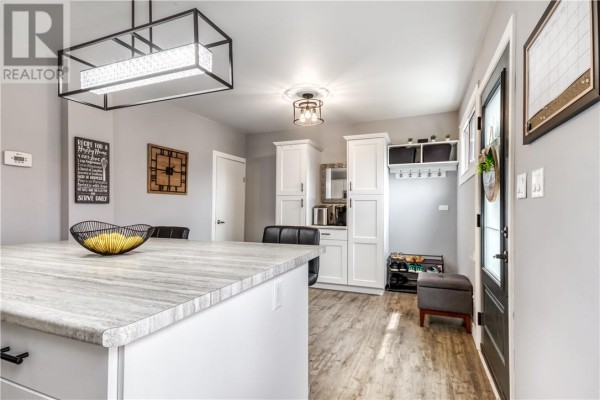 Kitchen - 10a Orford Street, Copper Cliff, ON P0M1N0 Photo 4