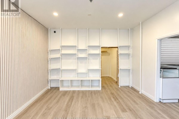 10b - 22 Strathearn Avenue, Brampton, ON L6T4S9 Photo 3