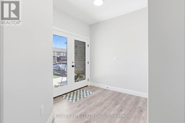 Bedroom 2 - 10b - 93 Eagle Street, Leamington, ON N8H0G5 Photo 4