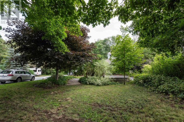 10b-2 Crichton Avenue, Dartmouth, NS B3A3R5 Photo 5