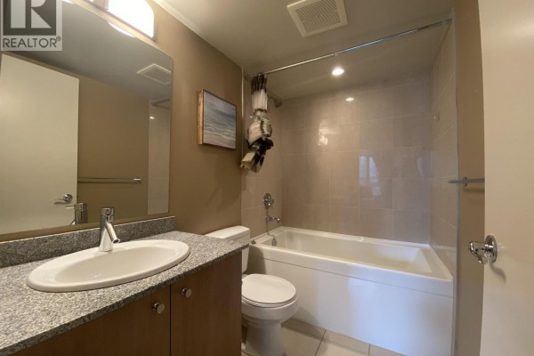 10xx 1212 Howe Street, Vancouver, BC, photo 2