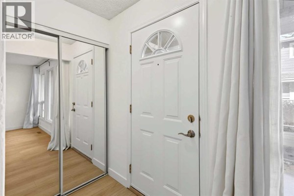 Bedroom - 11, 5315 53 Avenue Nw, Calgary, AB T3A2E7 Photo 4
