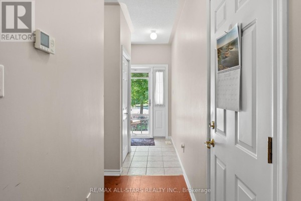 11 - 111 Colborne Street, Kawartha Lakes, ON, photo 3