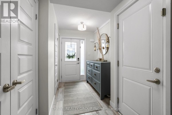 11 - 1110 Meadowlark Ridge, London South, ON N6M0H4 Photo 4