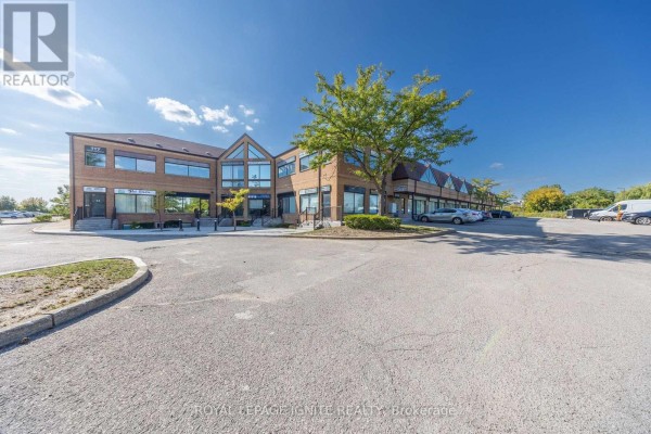 11 - 117 Ringwood Drive, Whitchurch Stouffville, ON L4A8C1 Photo 3