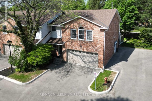 11 - 230 Meadowbrook Drive, Hamilton, ON, photo 2