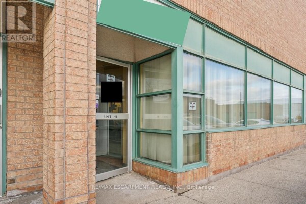 11 - 2430 Lucknow Drive, Mississauga, ON L5S1V3 Photo 3