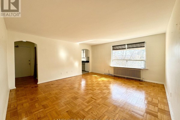 11 - 2696 Lake Shore Boulevard W, Toronto, ON M8V1G8 Photo 5