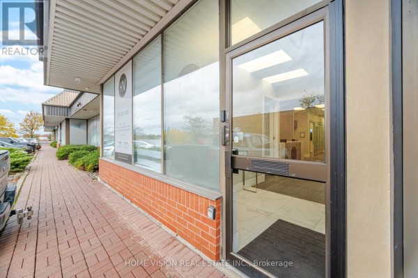 11 - 315 Traders Boulevard E, Mississauga, ON L4Z3E4 Photo 5