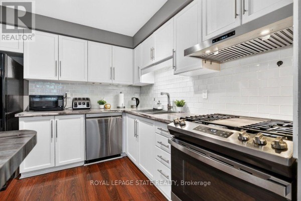 11 - 44 Frances Avenue, Hamilton, ON, photo 2