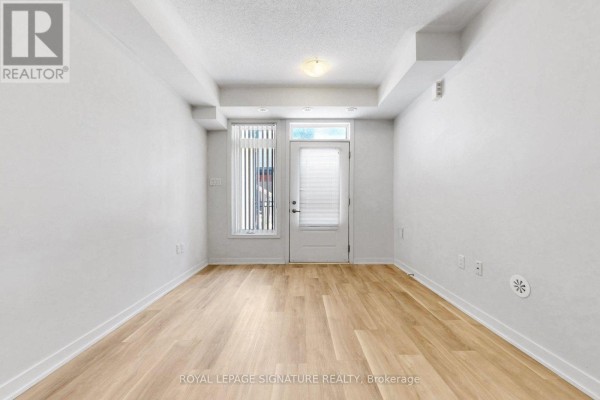 11 - 60 Orchid Place Drive, Toronto, ON M1B0C4 Photo 5
