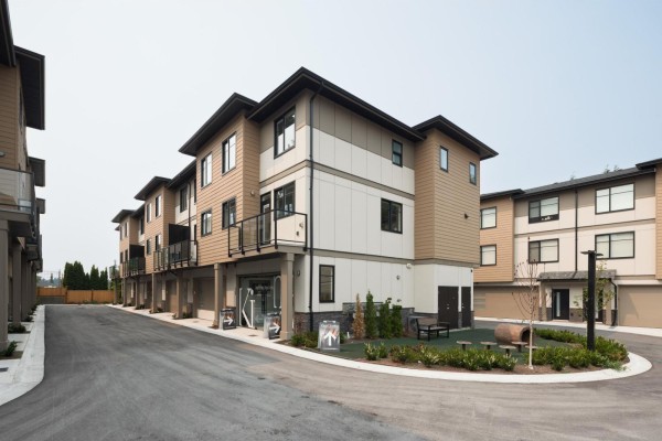 11 1641 King Crescent, Abbotsford, BC V2S7M7 Photo 3