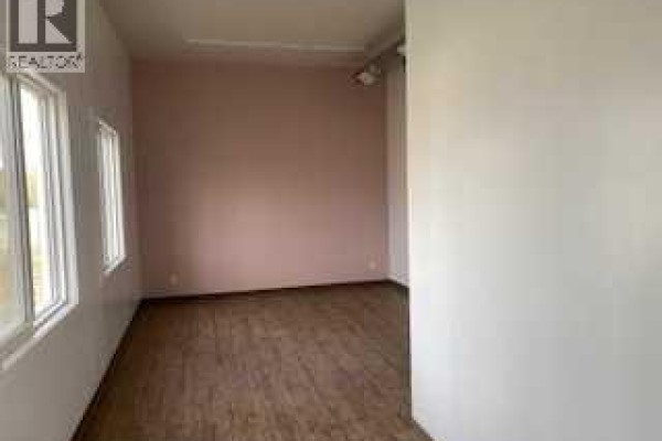 11 1st Avenue, Fox Creek, AB T0H1P0 Photo 4