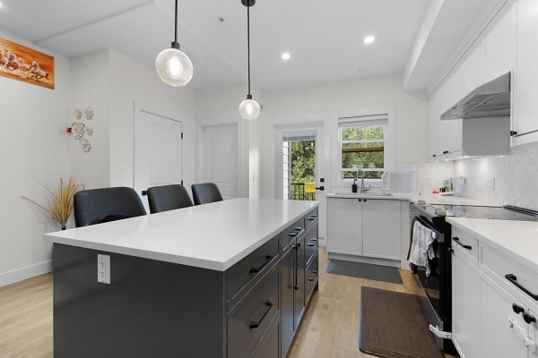 11 32970 Tunbridge Avenue, Mission, BC V2V0J9 Photo 5
