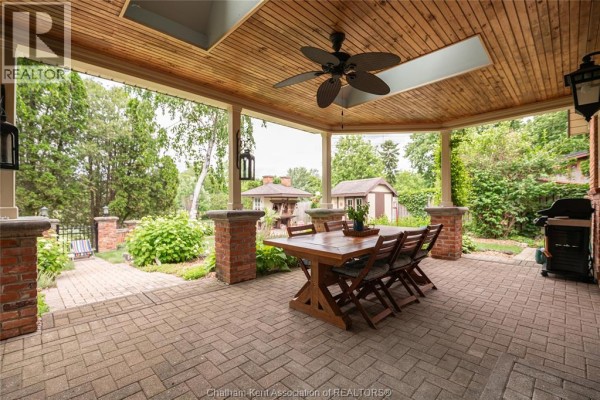 3pc Bathroom - 11 Algonquian Drive, Chatham, ON N7M5Y2 Photo 4