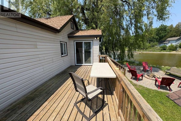 Kitchen - 11 Apple Lane, Ashfield Colborne Wawanosh, ON N7A3X9 Photo 5