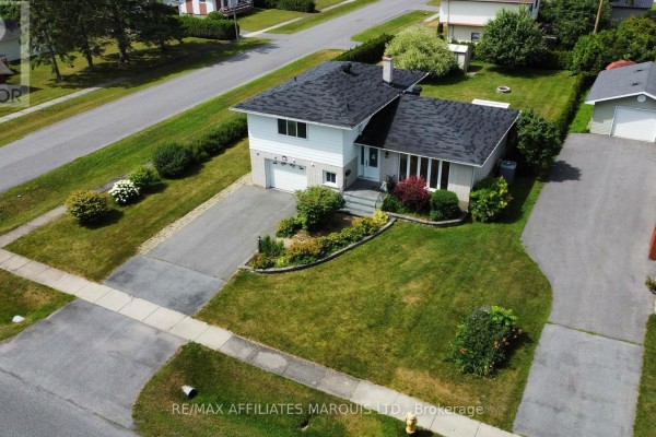 11 Ault Drive, South Stormont, ON, photo 2