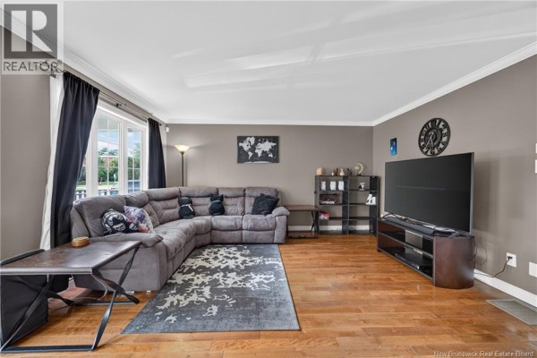 Bath (# pieces 1-6) - 11 Berry Street, Moncton, NB E1A6G3 Photo 5