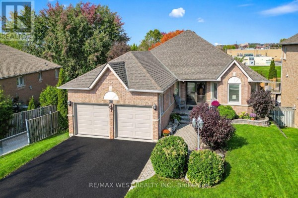 11 Brand Court, Ajax
