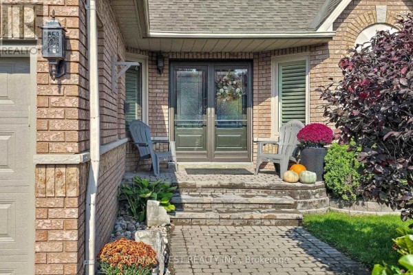 Kitchen - 11 Brand Court, Ajax, ON L1Z1E7 Photo 4