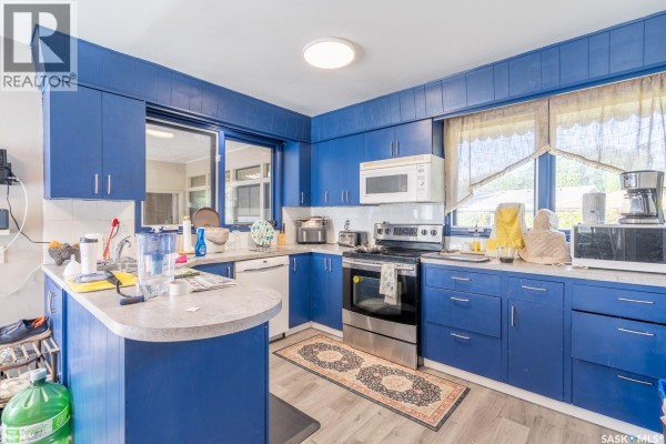 Kitchen - 11 Briarwood Place, Regina, SK S4S5M8 Photo 5