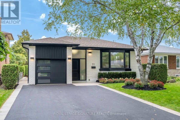 11 Brook Tree Crescent, Toronto, ON M9P1K8 Photo 3
