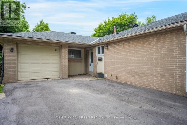Sunroom - 11 Burgby Avenue, Brampton, ON L6X2G7 Photo 3