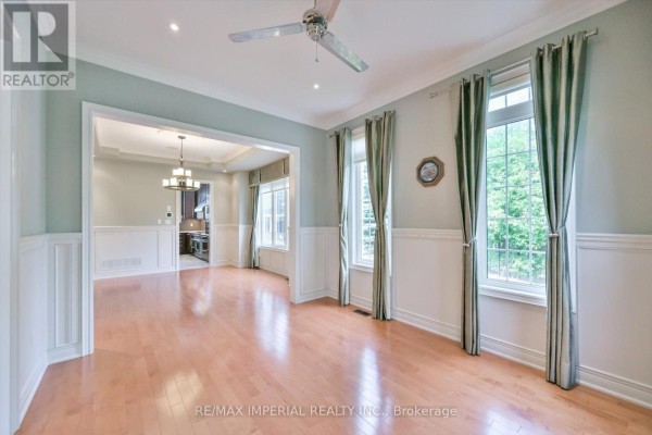 Dining room - 11 Candlelight Drive, Richmond Hill, ON L4E5E4 Photo 5