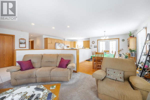 Primary Bedroom - 11 Chatfield Dr, Sault Ste Marie, ON P6C6C6 Photo 4