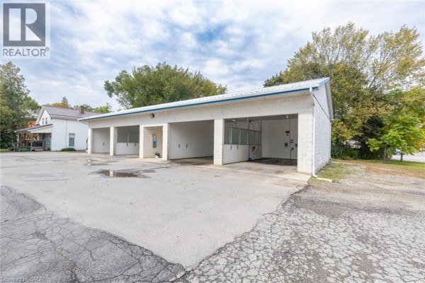11 Church Street W, Delhi, ON N4B1V6 Photo 4