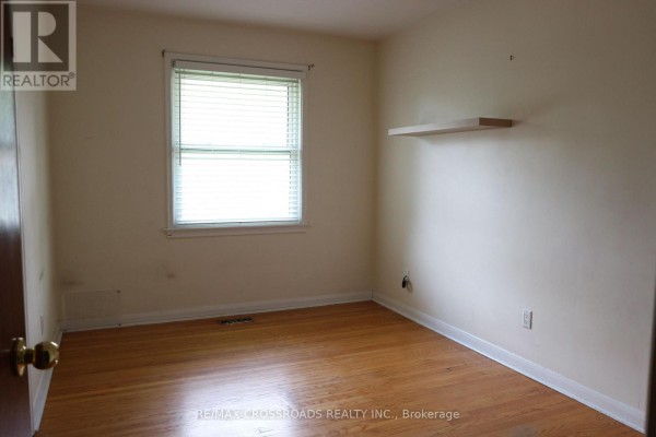 11 Cleta Drive, Toronto, ON M1K3G5 Photo 5