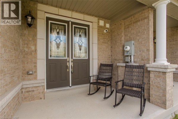 11 Cooley Grove, Hamilton, ON, photo 2