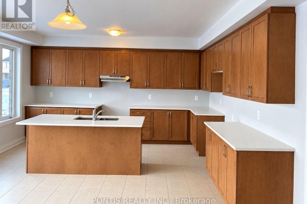 Kitchen - 11 Corley Street, Kawartha Lakes, ON K9V6C2 Photo 2