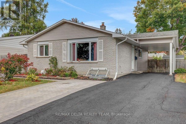11 Courtney Road, Ottawa
