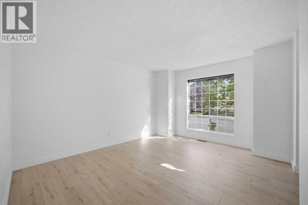 Dining room - 11 Coventry Lane Ne, Calgary, AB T3K4G4 Photo 4