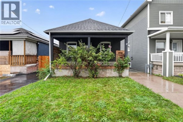 11 Craigmiller Avenue, Hamilton, ON, photo 2