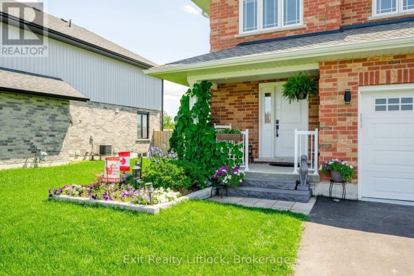 11 Darrell Drain Crescent, Asphodel Norwood, ON, photo 3