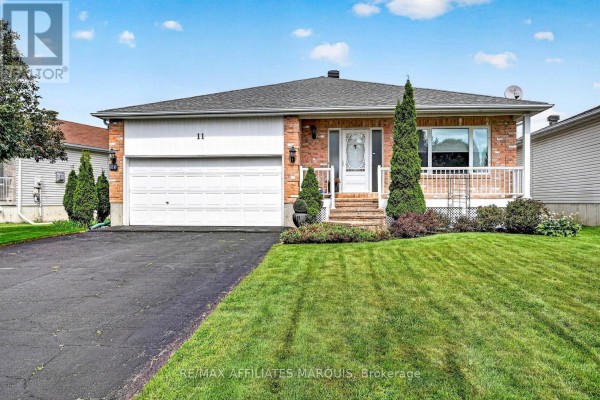 11 Decaria Boulevard, Perth, ON K7H3P6 Photo 3