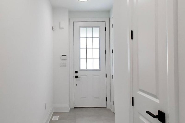 Bedroom 3 - 11 Dennison Street S, King, ON L7B1G2 Photo 5