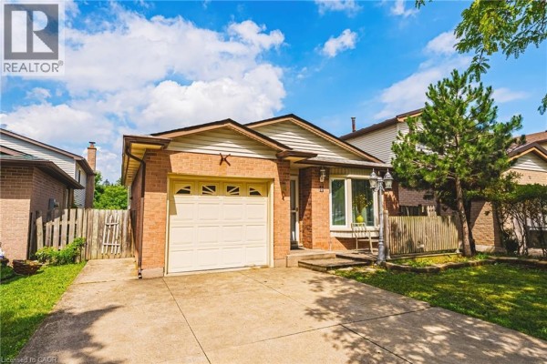11 Drakes Drive, Hamilton, ON, photo 3
