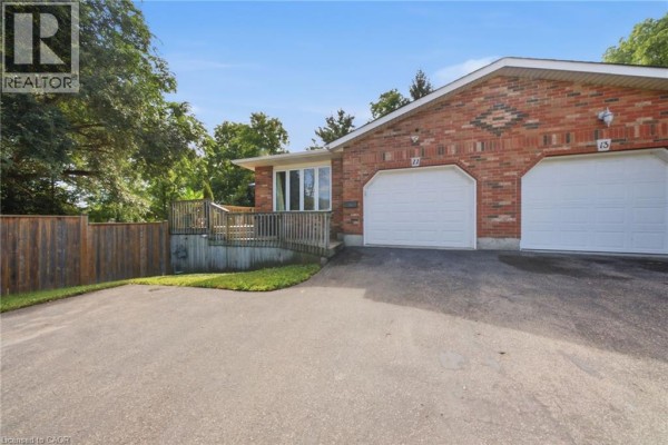 11 Dundas Street W, Paris, ON, photo 3