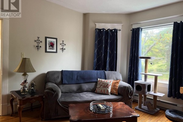 11 Emmanuel Street, Stellarton, NS B0K1S0 Photo 3