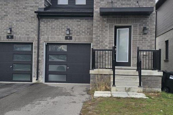 11 Evergreen Terrace, Barrie, ON L9J0M6 Photo 2