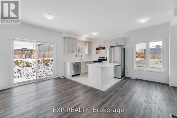 11 Evergreen Terrace, Barrie, ON L9J0M6 Photo 4