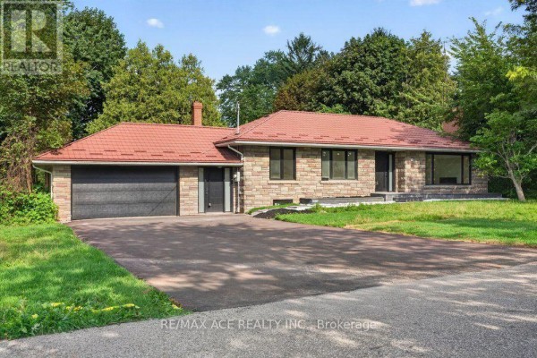 11 Faircroft Boulevard, Toronto, ON M1N2W9 Photo 3