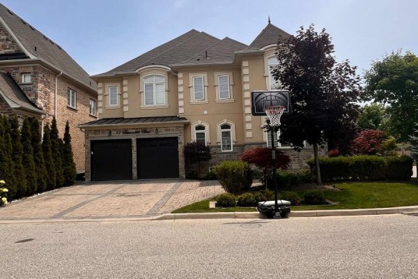 11 Fairmont Close, Brampton, ON, photo 2